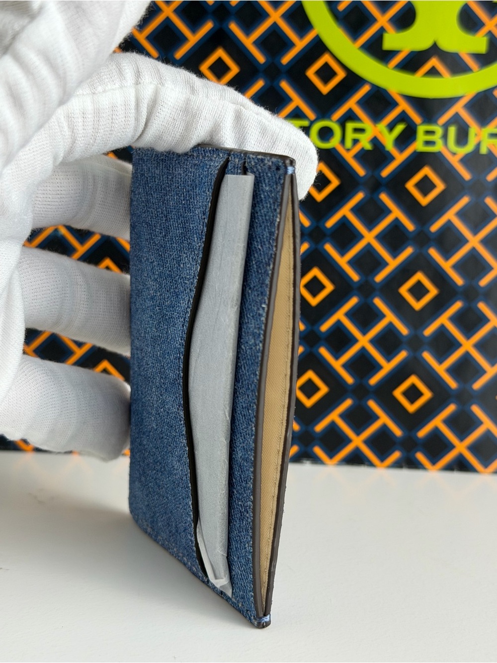 NWT Tory Burch Emerson Denim Suede Slim Card Case - Picture 6 of 9